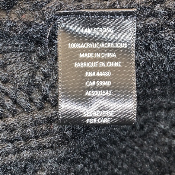 AFRM Bostom Long Cable V-Neck Sweater in Noir XS/S - Picture 7 of 7